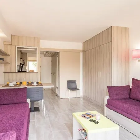 1 A 5 Personnes A Saint-raphael Apartamento